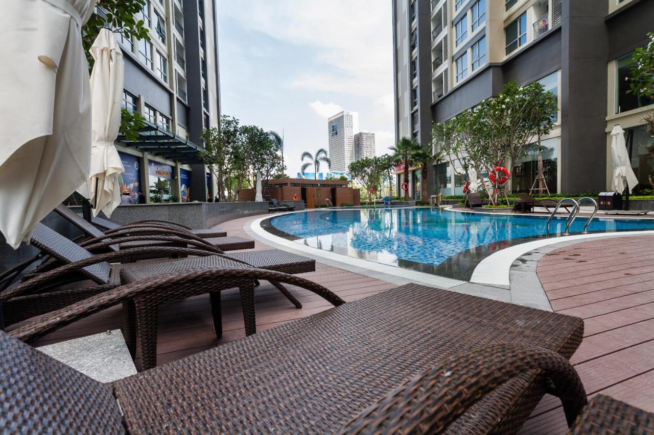 Vinhomes Central Park - Stylish And High Class Service Apartment - 10 Stars Ho Chi Minh City Exterior photo